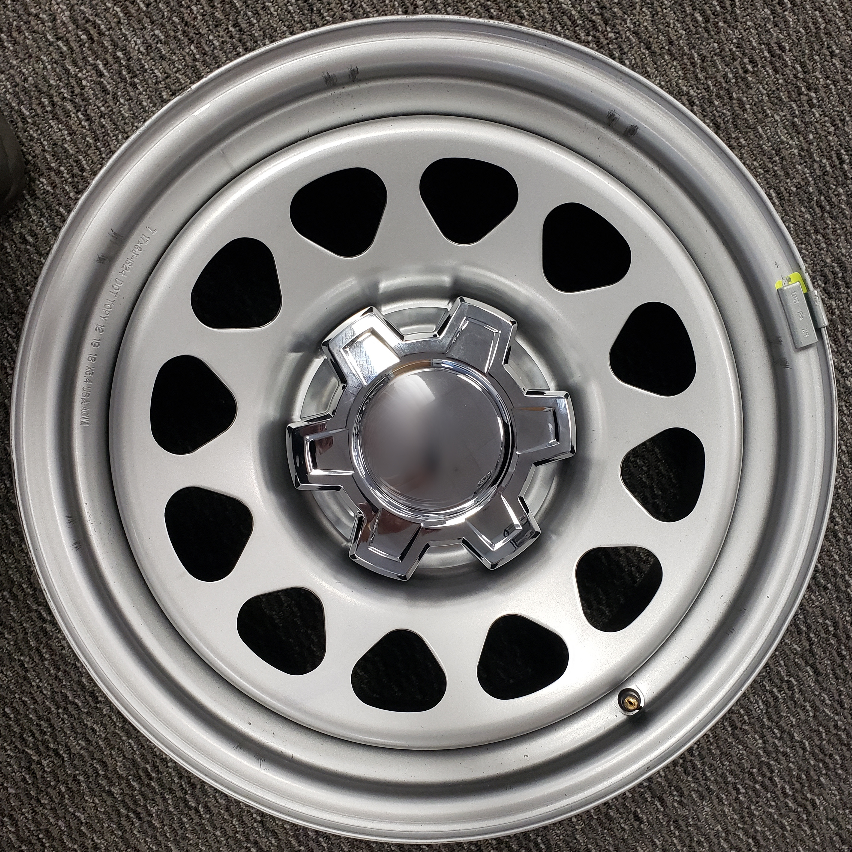 Chevy Silverado 1500 Center Caps